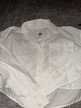 American Eagle White Button-Front Shirt